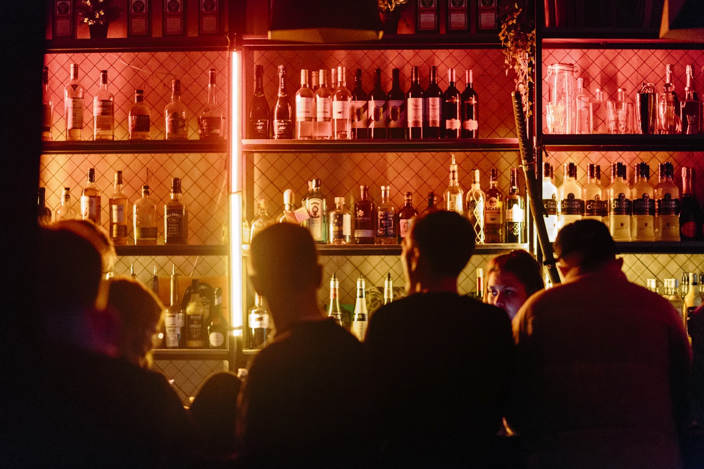 Back bar glow
